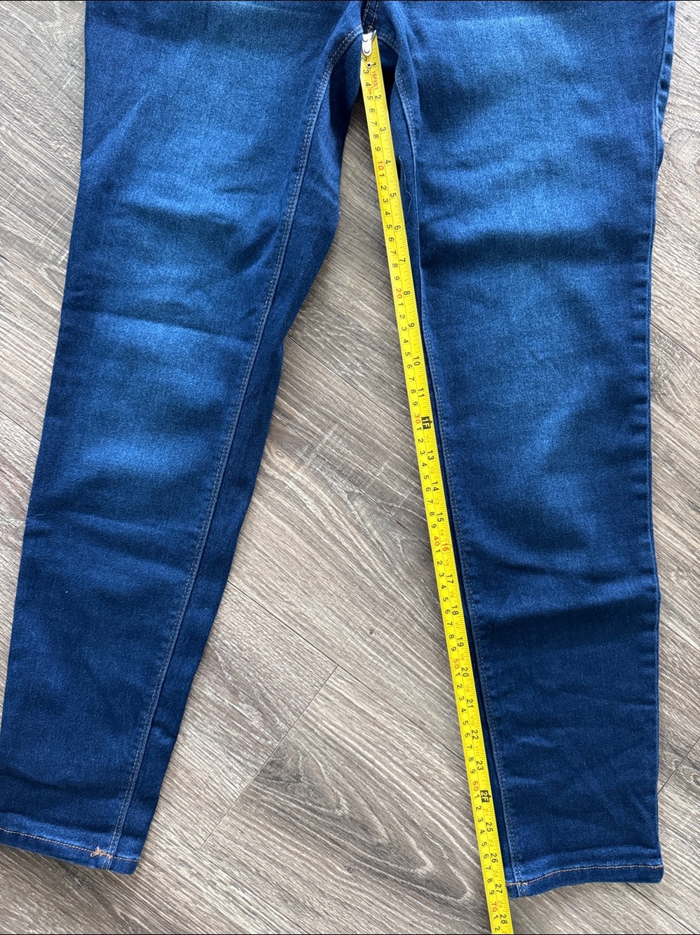 NWT 1822 Denim Women's Skinny Jeans in Deep Indigo Blue. Size 32 - Picture 9 of 9